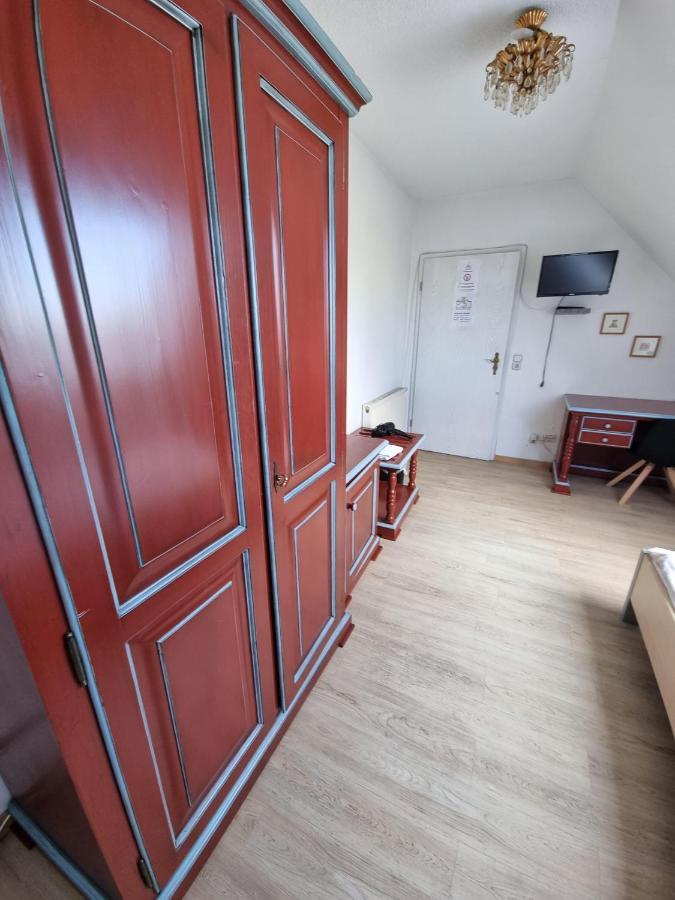 Astheimer Schloesschen Trebur Quarto foto