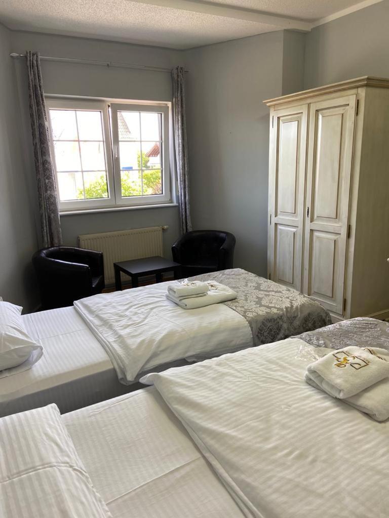 Astheimer Schloesschen Trebur Quarto foto