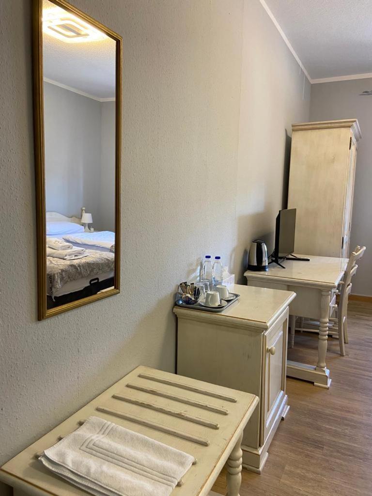 Astheimer Schloesschen Trebur Quarto foto